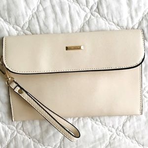Cream Wristlet NWT
